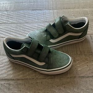 Vans Kids Sneakers Size 3 NWOT (not box included)